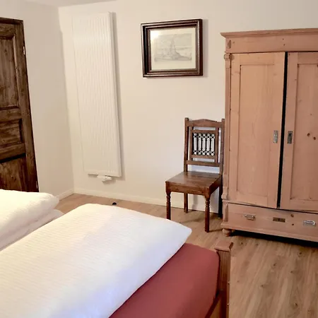Schlossgut Franken - Schlossapartment Cunrad *