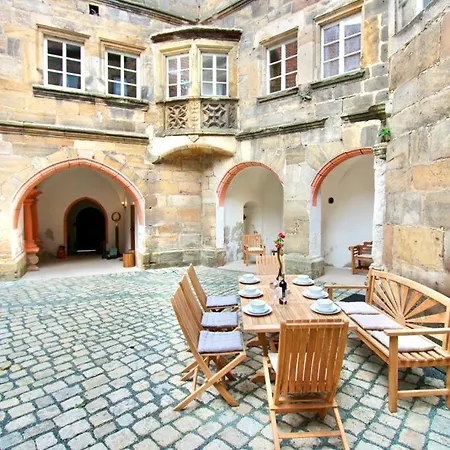 Schlossgut Franken - Schlossapartment Cunrad アパート
