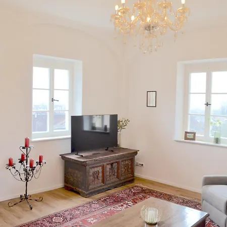 Apartment Schlossgut Franken - Schlossapartment Cunrad