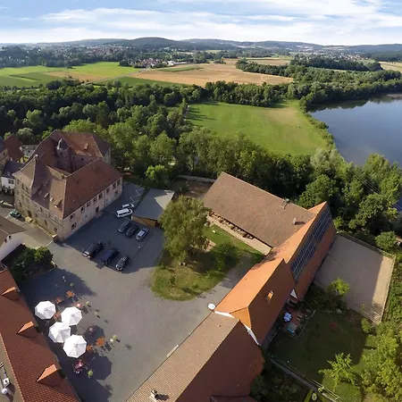 Schlossgut Franken - Schlossapartment Cunrad Apartment Redwitz an der Rodach